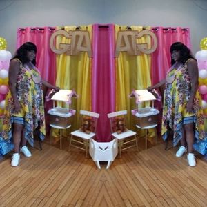 Meet your Posher, Nakia